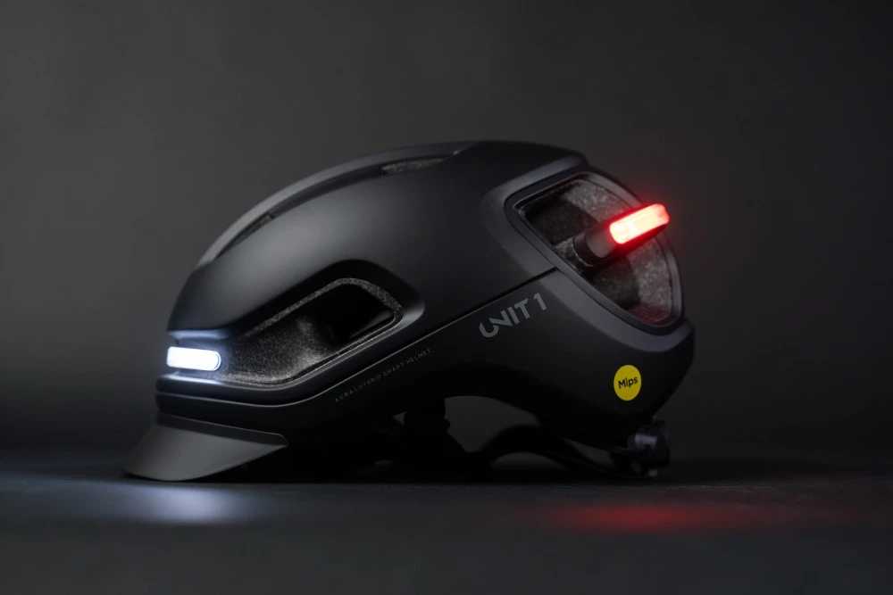 AURA Mips Smart Helmet / Large /  Blackbird 6