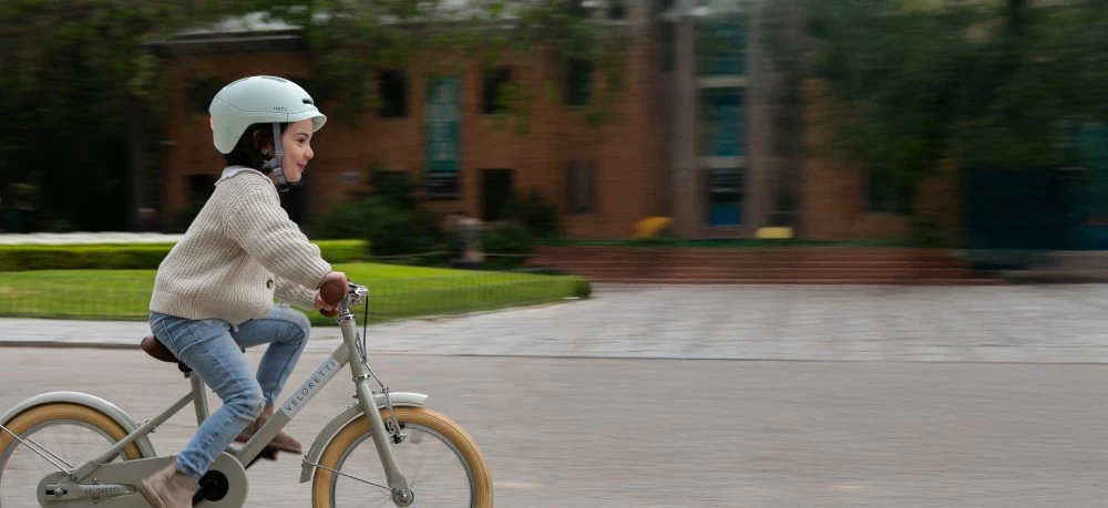 SPARKY Smart Helmet / Powder Blue 12